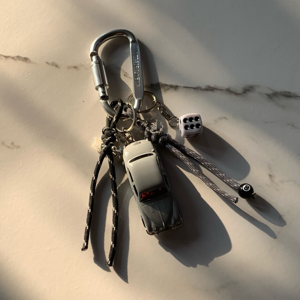 GANTUNGAN HOTWHEELS พวงกุญแจ JAGUAR MK 1 ABU DUDU | DUDU พวงกุญแจสีเทา | DUDU ABU HOTWHEELS กระเป๋าแ