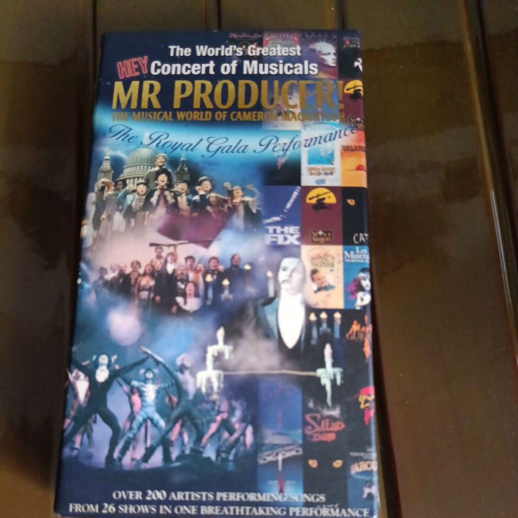 Cassette vhs คอนเสิร์ตดนตรี Hey Mr Product!