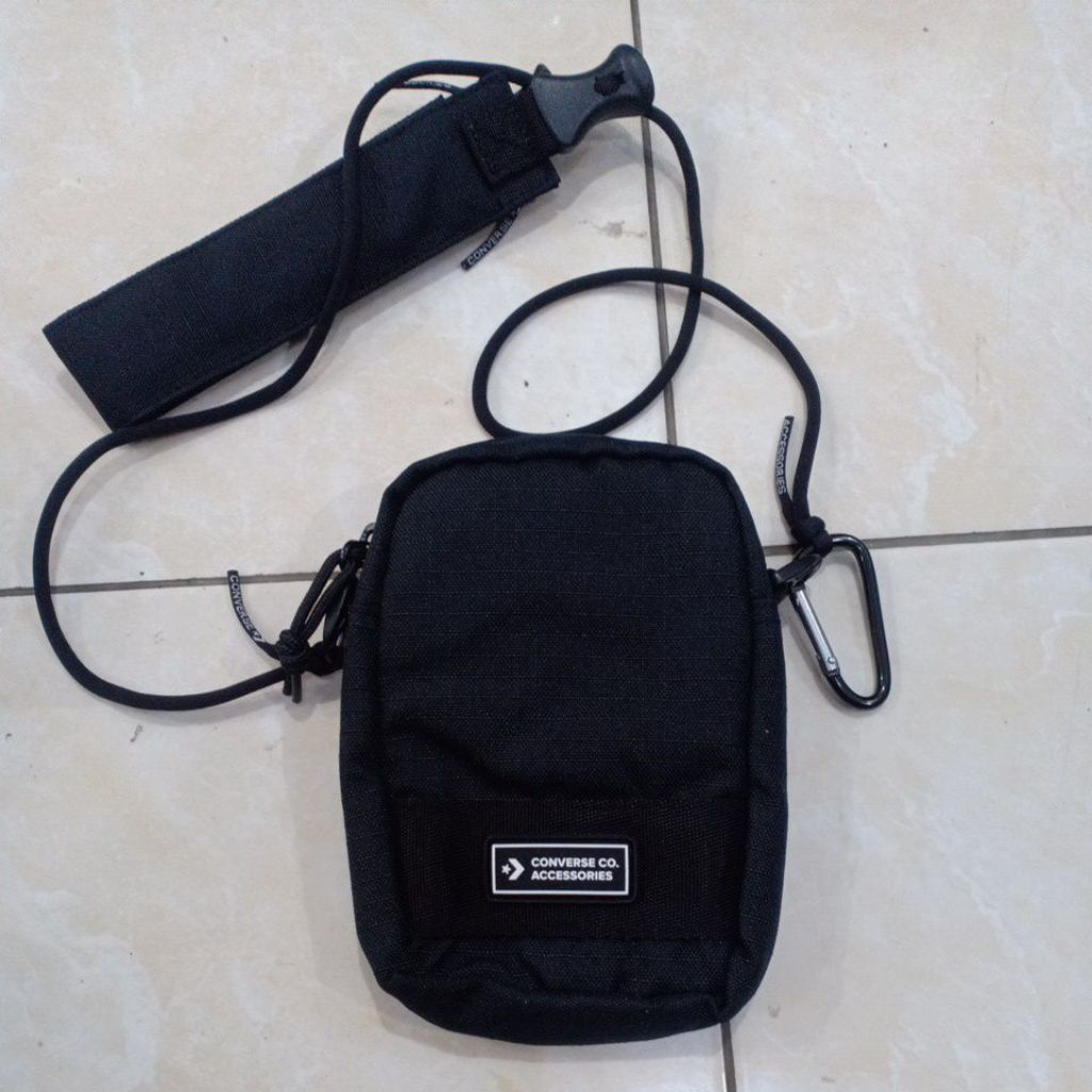 กระเป๋า C0NV3RS3 10022103-A01