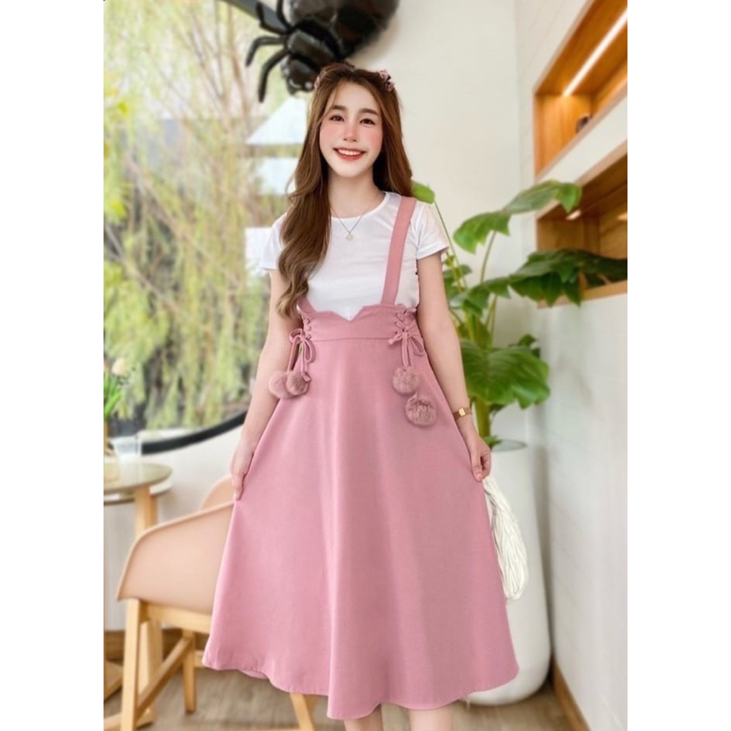 Shiromori - กระโปรงเอี๊ยม Kookai โดยรวม