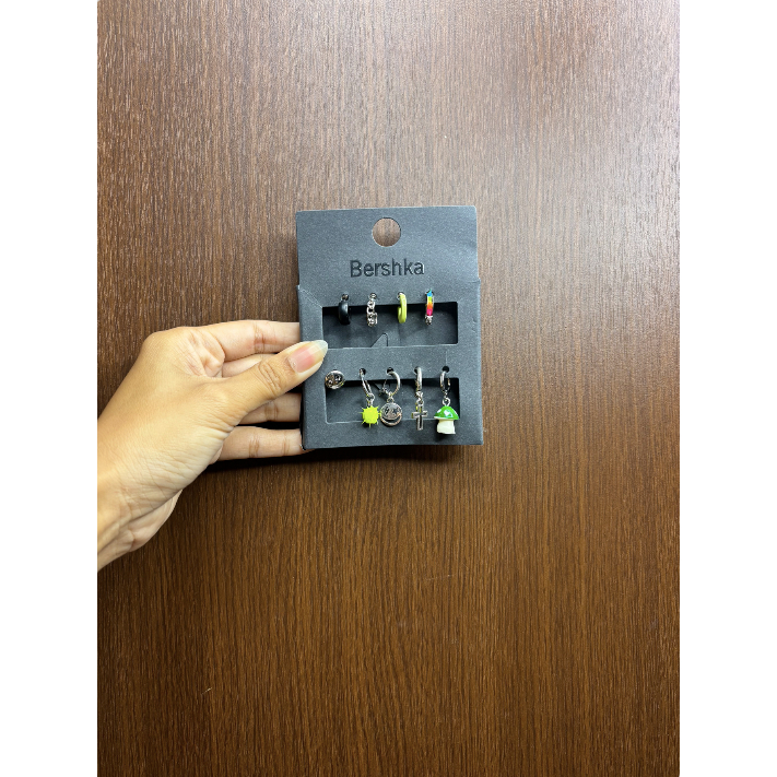 BERSHKA MEN EARRINGS / PIERCINGS