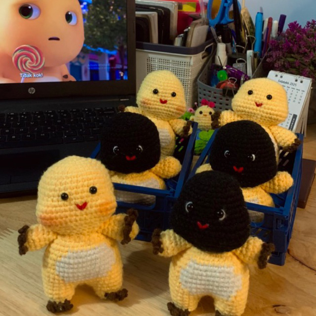 GANTUNGAN NAILONG CROCHET KEYCHAIN