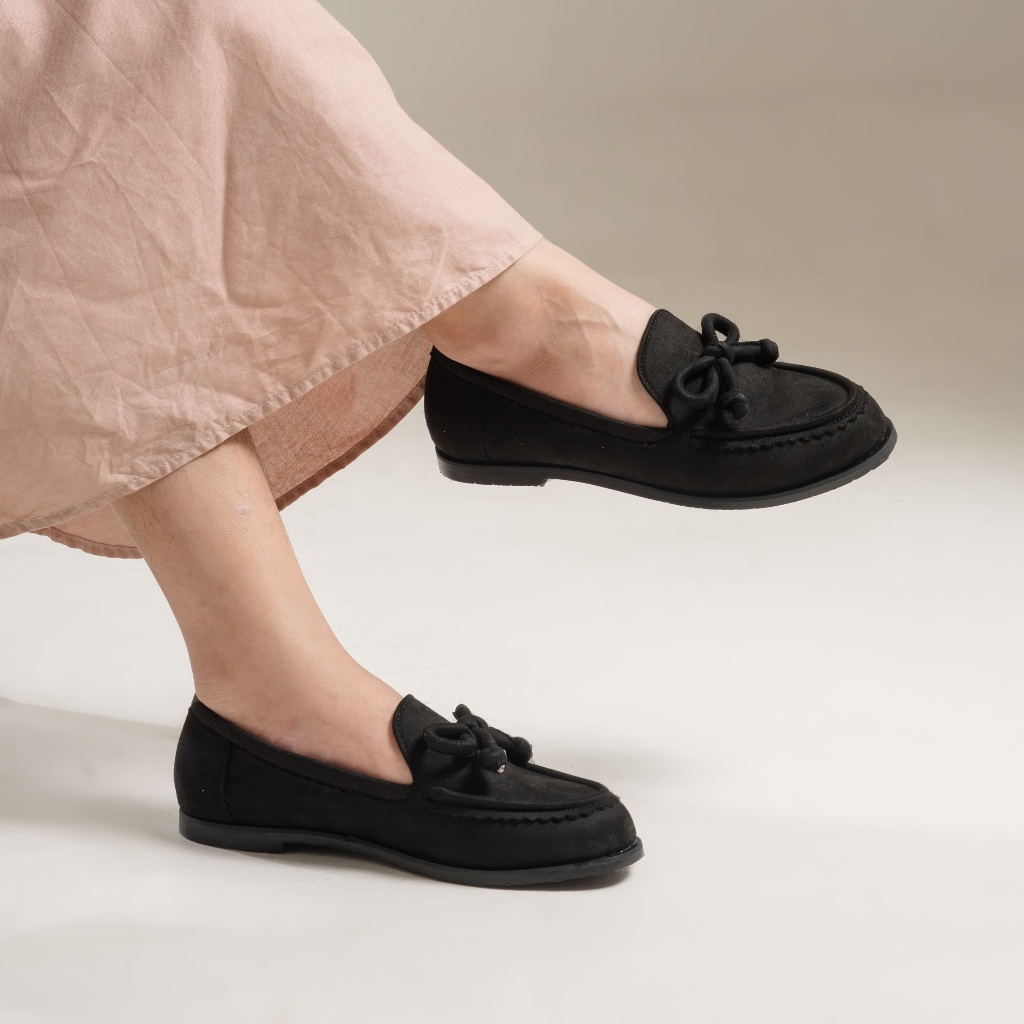 Dianable - รองเท้าผู้หญิง Vishka Black Loafer
