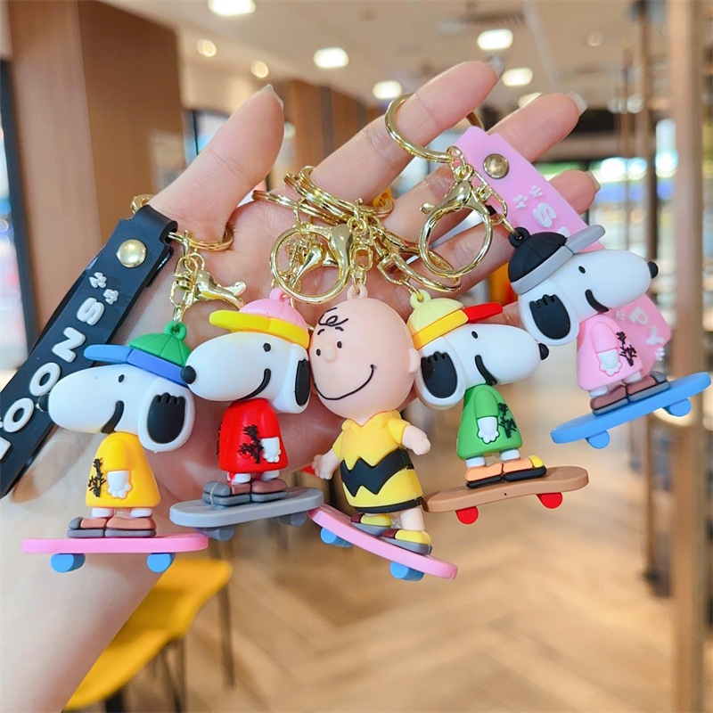 GANTUNGAN พวงกุญแจ Snoopy พวงกุญแจน่ารัก พวงกุญแจตัวละคร