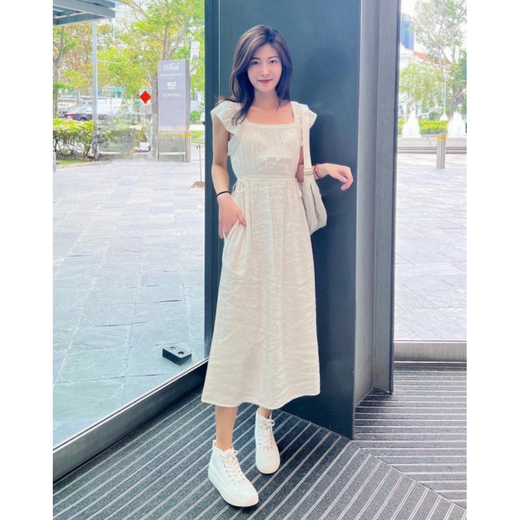 GATHER ชุดแขนสั้น BACKLESS UNIQLO