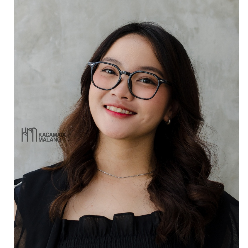 Malang Glasses - Simple Elegant Square Glasses - Kinanti 02