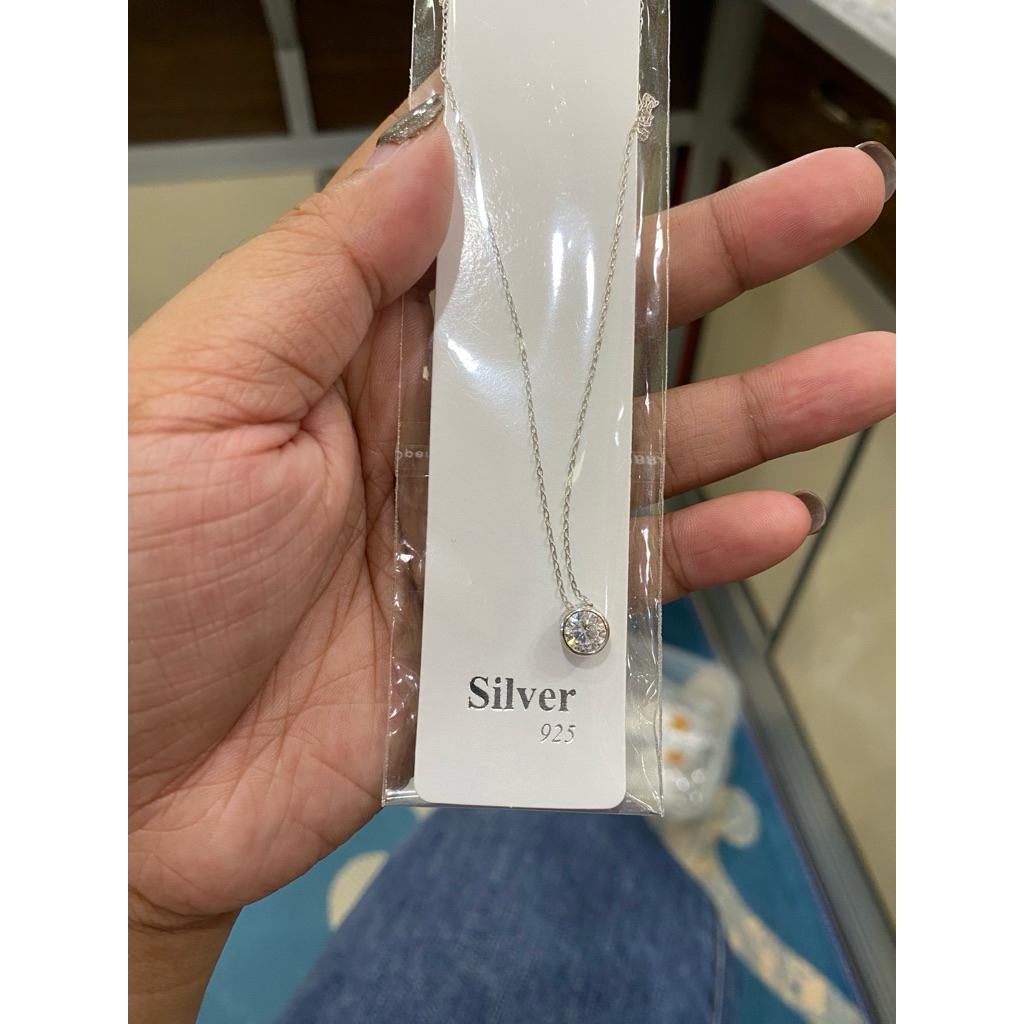 Vrs สร้อยคอพลอยขาวเงิน Vrs