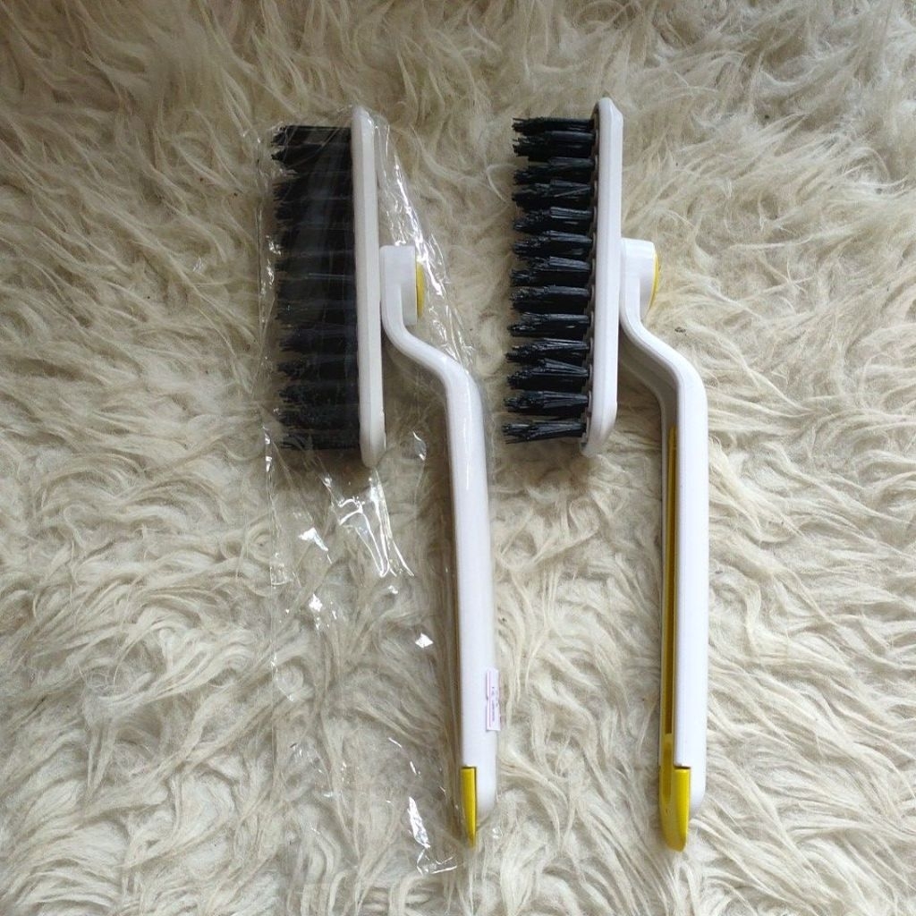 แปรงขัดห้องน้ําขนาดเล็ก CC2@