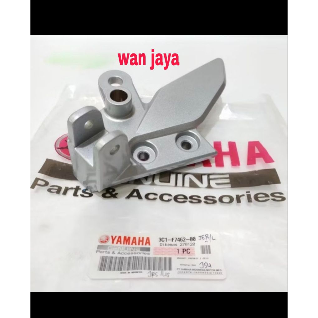 ขายึดขั้นบันไดเท้าหน้าขวาสําหรับ Vixion 3c1 f7462 00 ของแท้ YGP