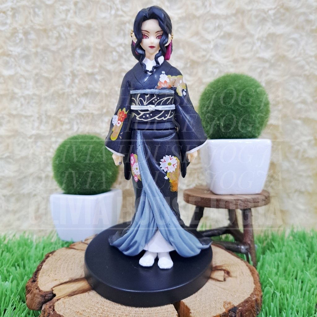 Action Figure Muzan Kibutsuji Lady Kimono ไม่มีกล่อง Action Figure Muzan กิโมโนฐานสีดํา Action Figur
