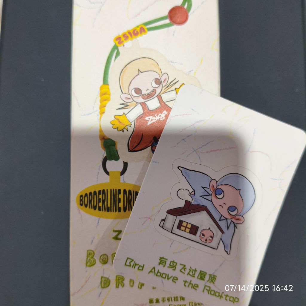 (ซิป) Zsiga Borderline Drifter Series-Phone Charm - Bird About the Rooftop zsiga phone charm zsiga l