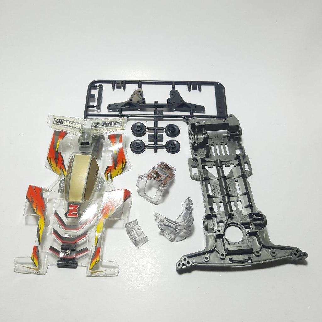 TAMIYA MINI 4WD NEO TRIDAGGER ZMC ต้นฉบับ POLY MATERIAL