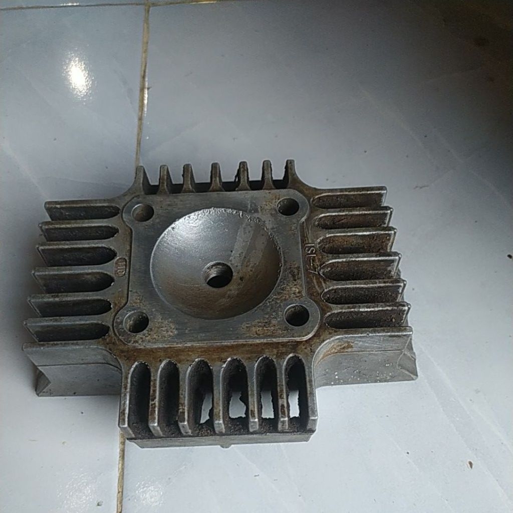 หัวคอปคริสตัลทอร์นาโด Suzuki GX GS rc110 มาตรฐานเดิม STD