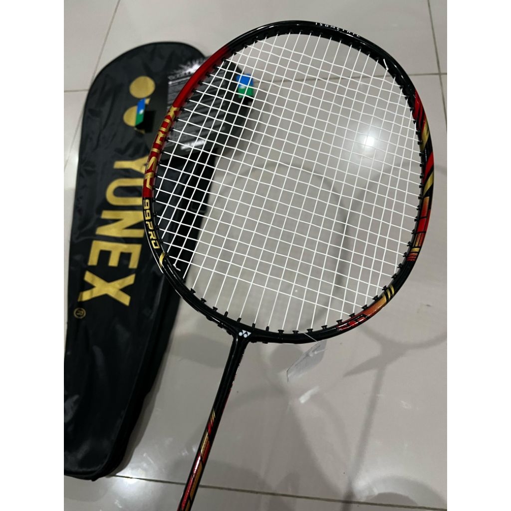 ไม้แบดมินตัน Yonex Compound