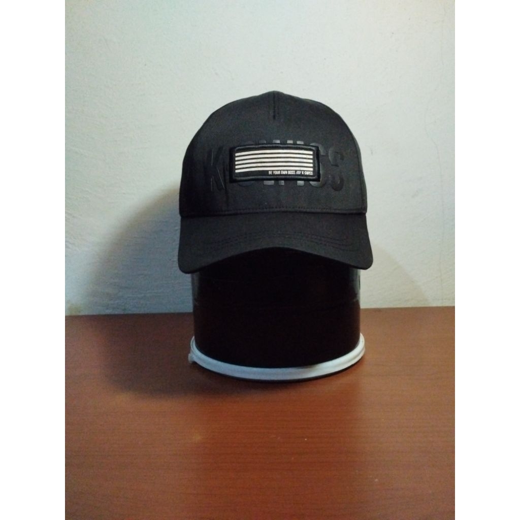 หมวก K-Swiss Likenew