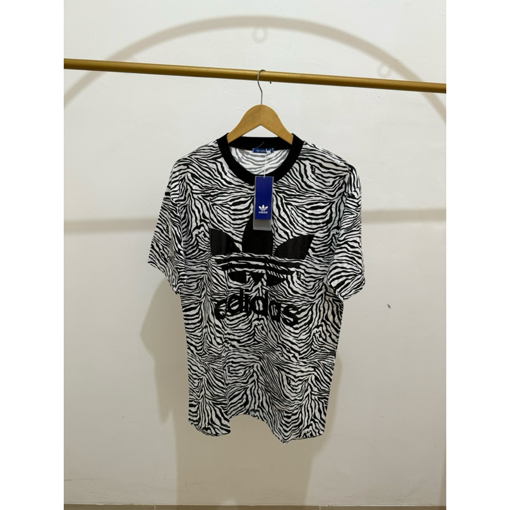 SL283 | เสื้อยืดผู้หญิง OVERSIZE โดย Flower IMPORT BANGKOK | เสื้อยืดโอเวอร์ไซส์ | เสื้อยืดผู้หญิง |