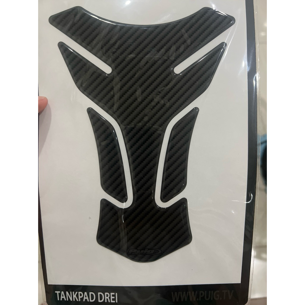 SUZUKI Tankpad tankgrip กลางสีดําคาร์บอนเดิม universal yamaha honda kawasaki ducati r15 r25 mt25 mt0
