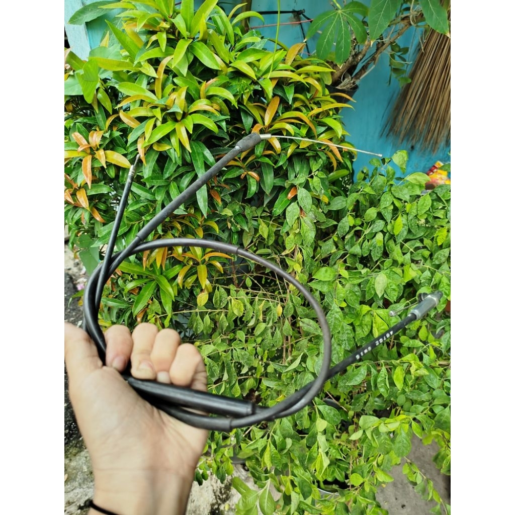 สายแก๊ส suzuki TS 125 แท้ อะไหล่แท้ (sgp) 58390-48702L000. ต้นฉบับต้นฉบับ