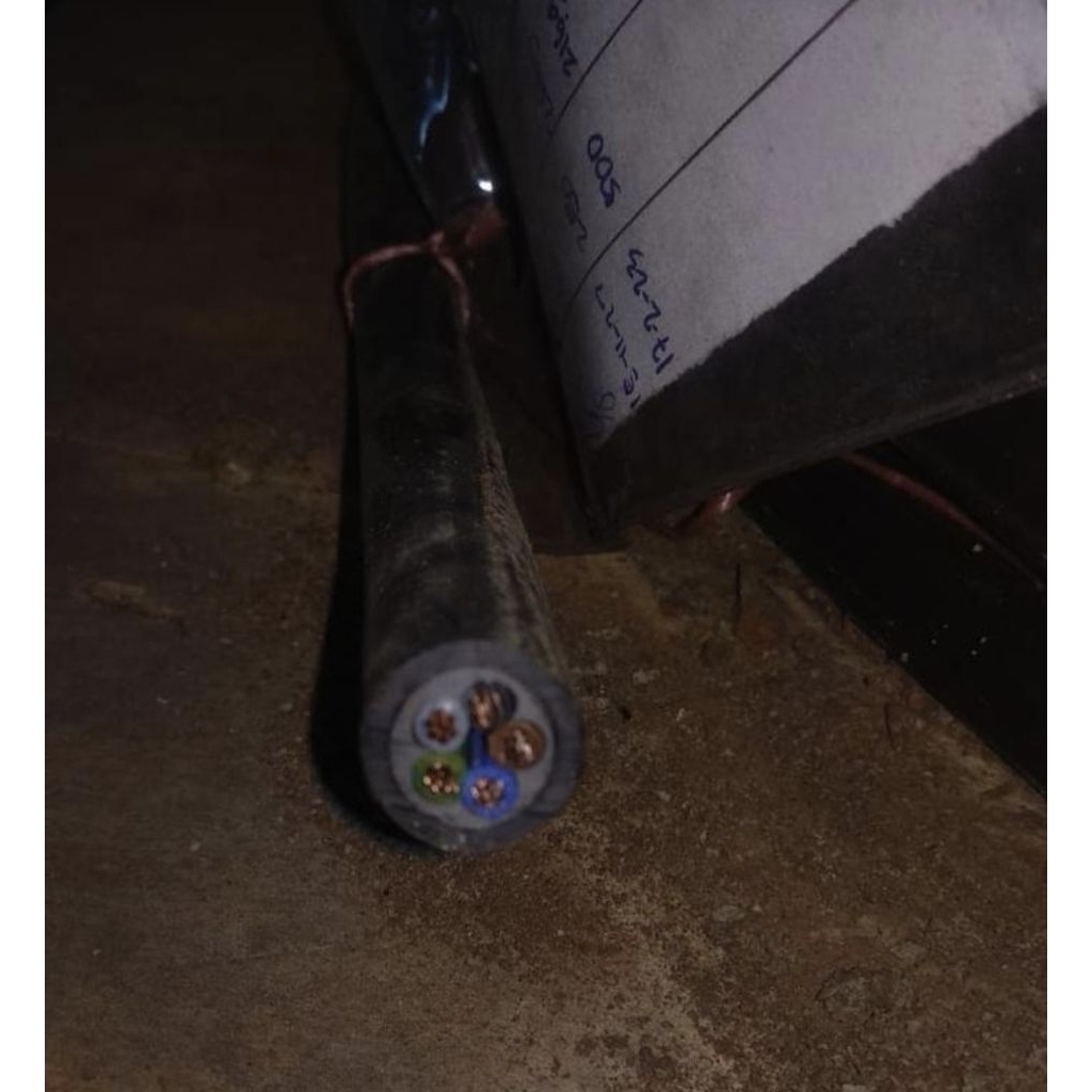 CABLE N2XY 5x4 mm2 Cu/XLPE/PVC FIRST CABLE N2XY 5 x 4 mm2 สีดํา