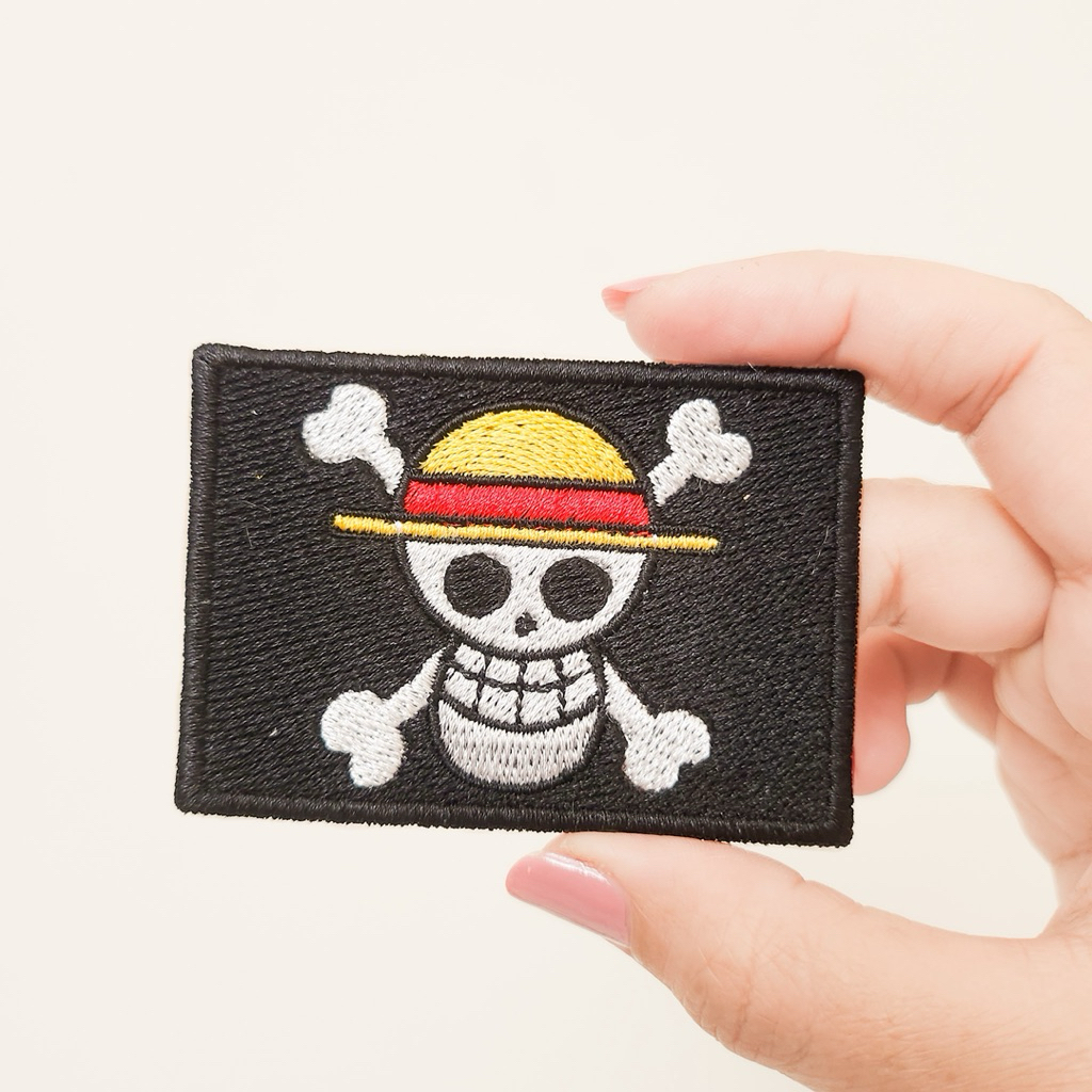 SKULL FLAG EMBROIDERY PATCH / BLACK 1 ชิ้น FLAG BADGE EMBROIDERY / IRON PATCH ANIME