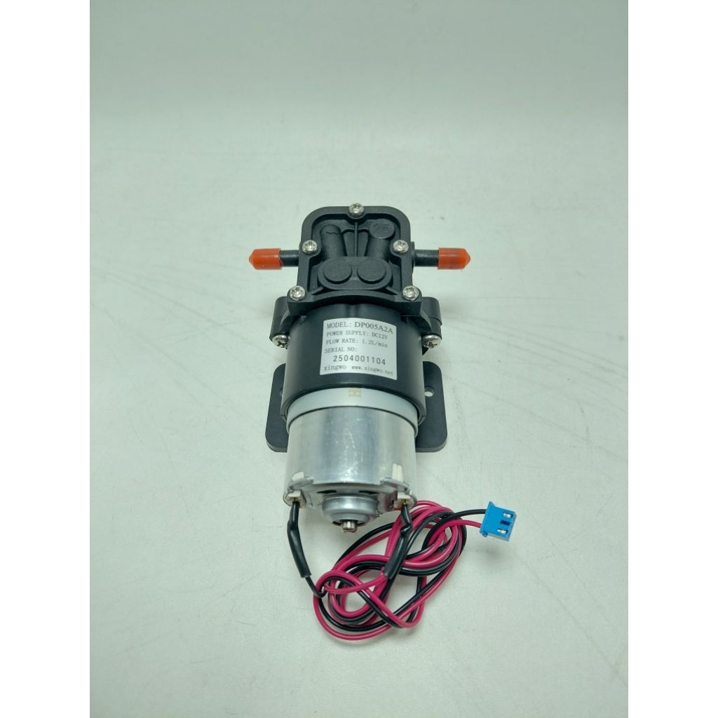 ปั๊มจ่ายแกลลอนด้านล่าง Dynamo DP-005A2A