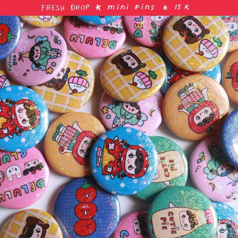 Button Pin Phone Strap Clea by Rocha
