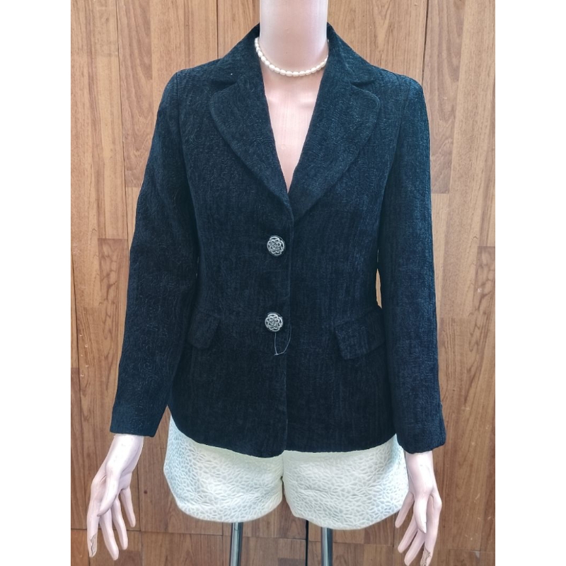 เบลเซอร์ลายนูนกํามะหยี่สีดํา PRE❤ รหัส: TR 069