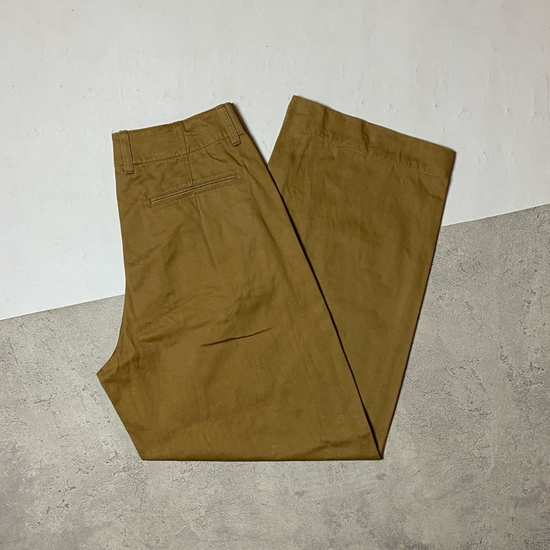 Zt 776 - กางเกง UNIQLO UUU Chino