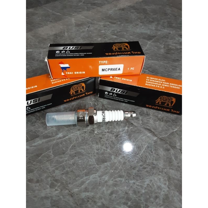 หัวเทียน CPR6EA 10 ชิ้น ยี่ห้อ Thai Origin