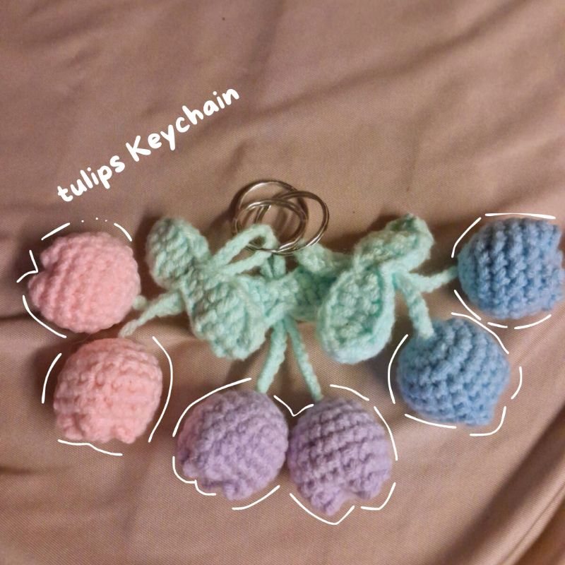 GANTUNGAN Cloudy Crochet - พวงกุญแจโครเชต์ทิวลิป - พวงกุญแจโครเชต์ทิวลิป