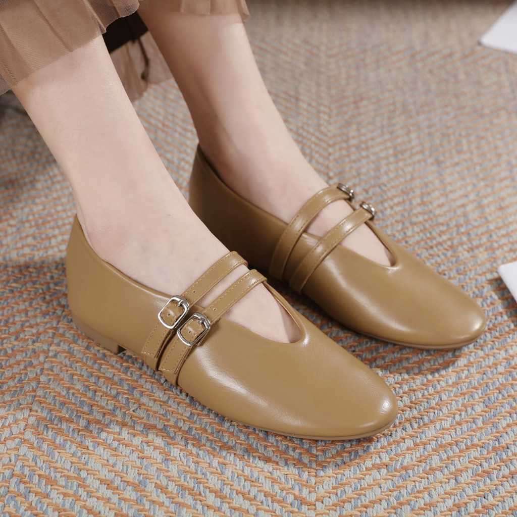 AP FLAT SHOES 1968**