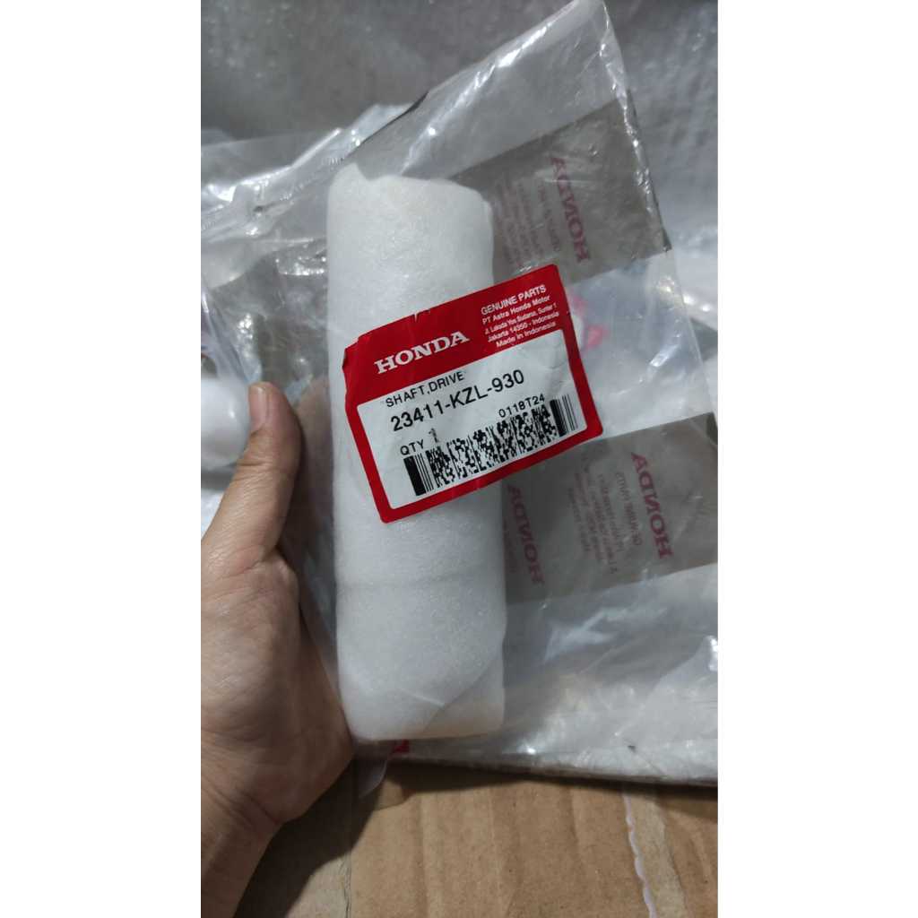 AS CVT / เพลาขับ 18T Honda BeAT eSP / 23411-KZL-930 ORIGINAL AMM