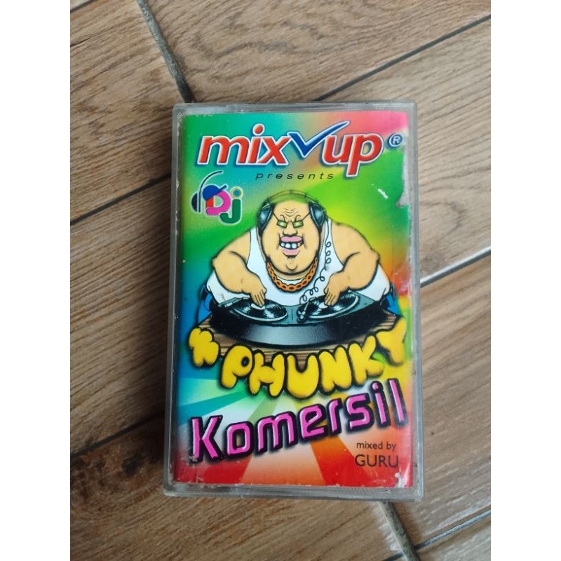 Mix up dj PUNKY เทปคาสเซ็ตเชิงพาณิชย์