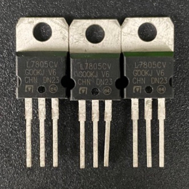 L7805 L7805CV LM7805 5V LDO เครื่องปรับแรงดันไฟฟ้า L 7805 TO-220