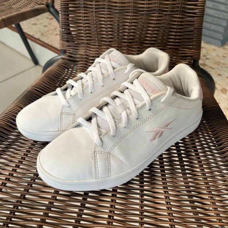 Putih Preloved รองเท้าผ้าใบ reebok royal complete gx5779 รองเท้ากีฬาสีขาวผู้หญิงสีขาว