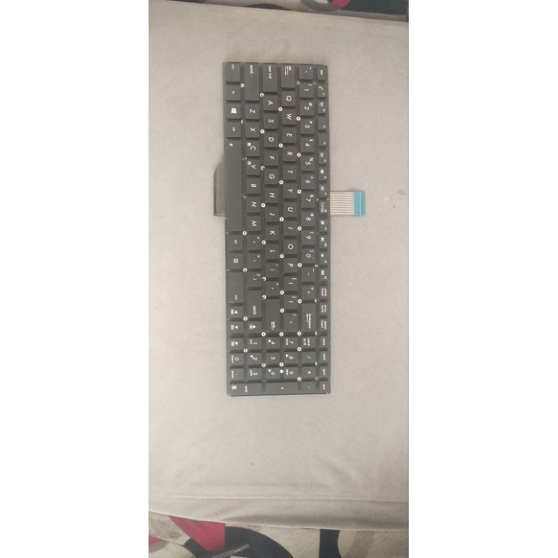 Asus X550 Asus X550D 
Asus X550DP
Asus X550E
Asus X550EA 
Asus X550C 
Asus X550J 
Asus X550N 
Asus X