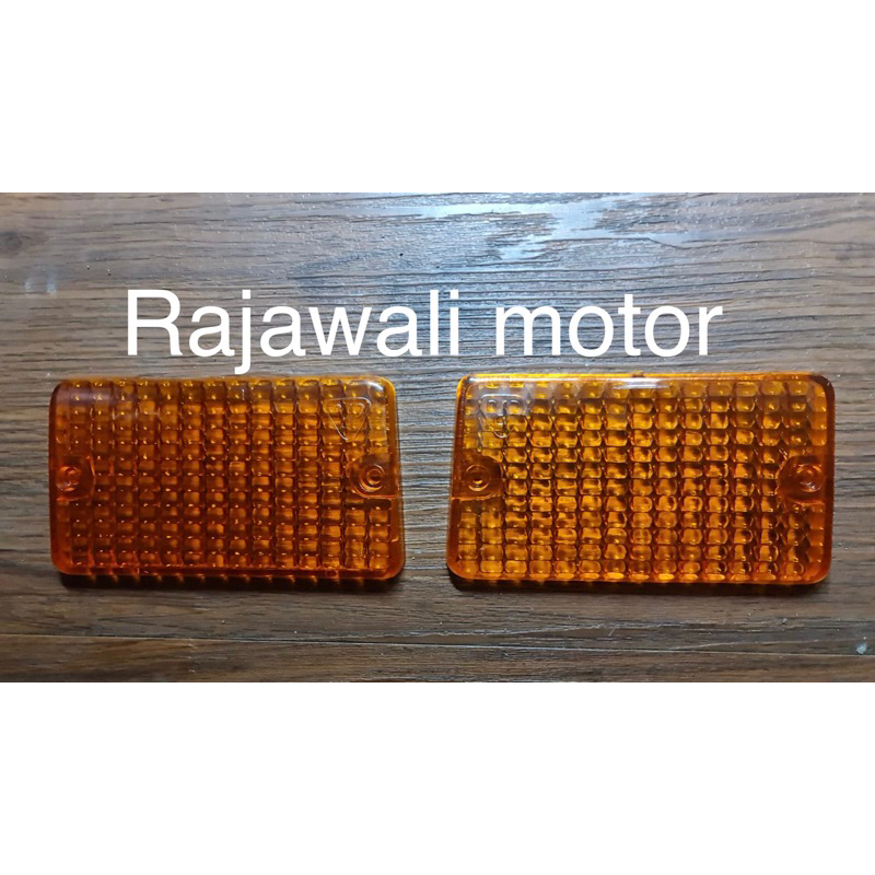 ไฟเลี้ยวกันชน Mitsubishi L300 ดั้งเดิม Mica CPU