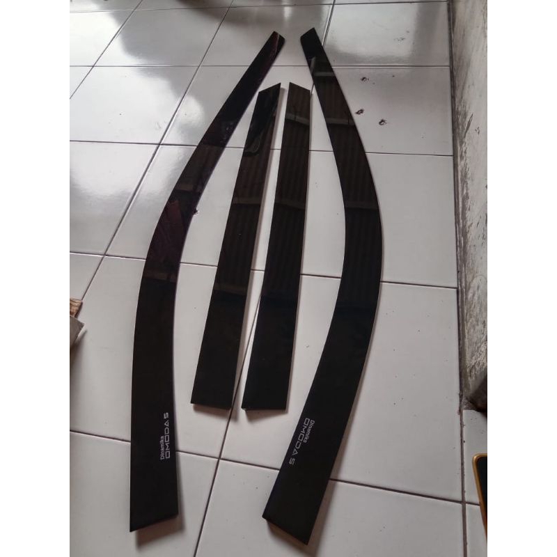 Chery Omoda 5 Omoda E5 Omoda C5 รางน้ํารถ 4 ประตู คุณภาพระดับพรีเมียม