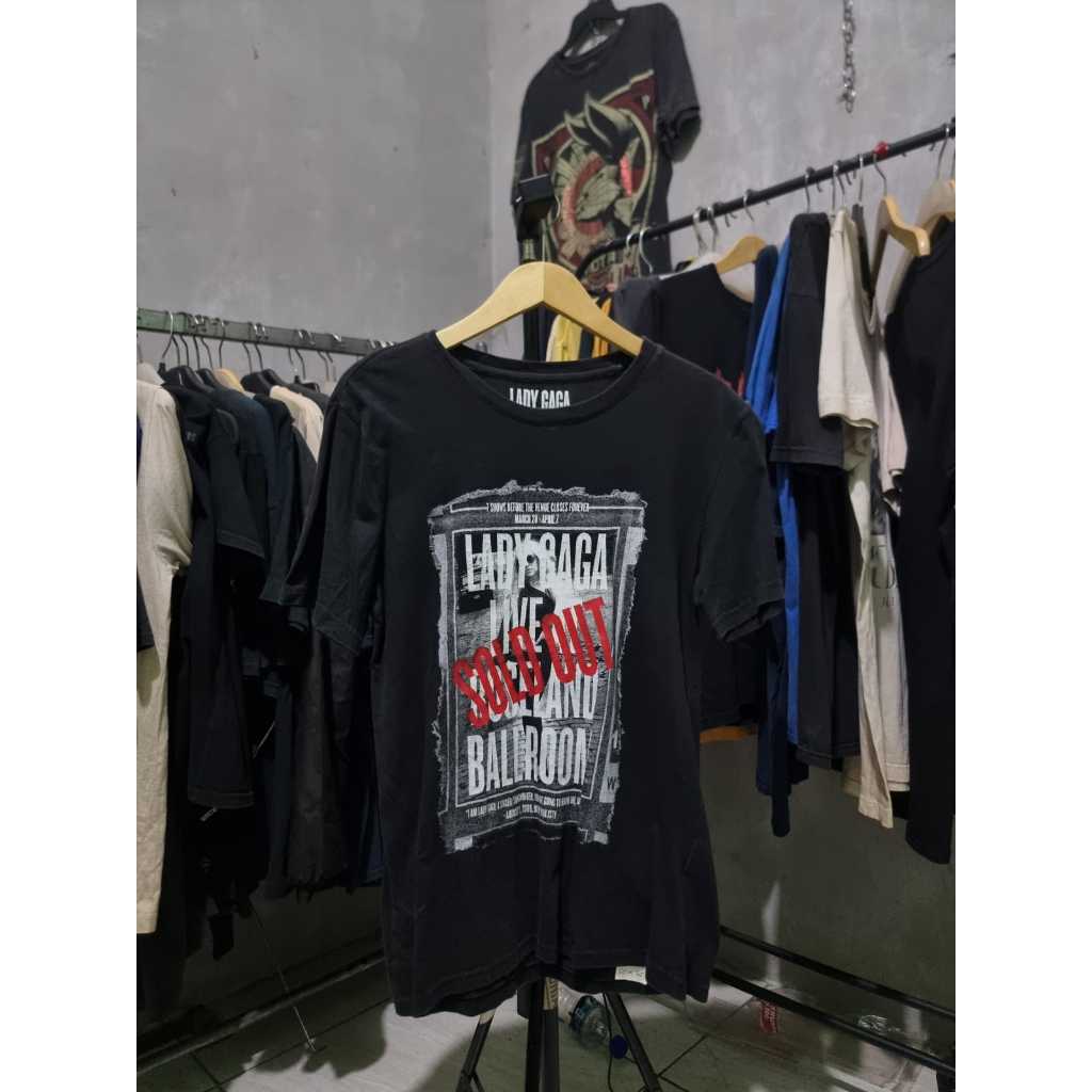 เสื้อยืด LADY GAGA (BY TOPTEN10)