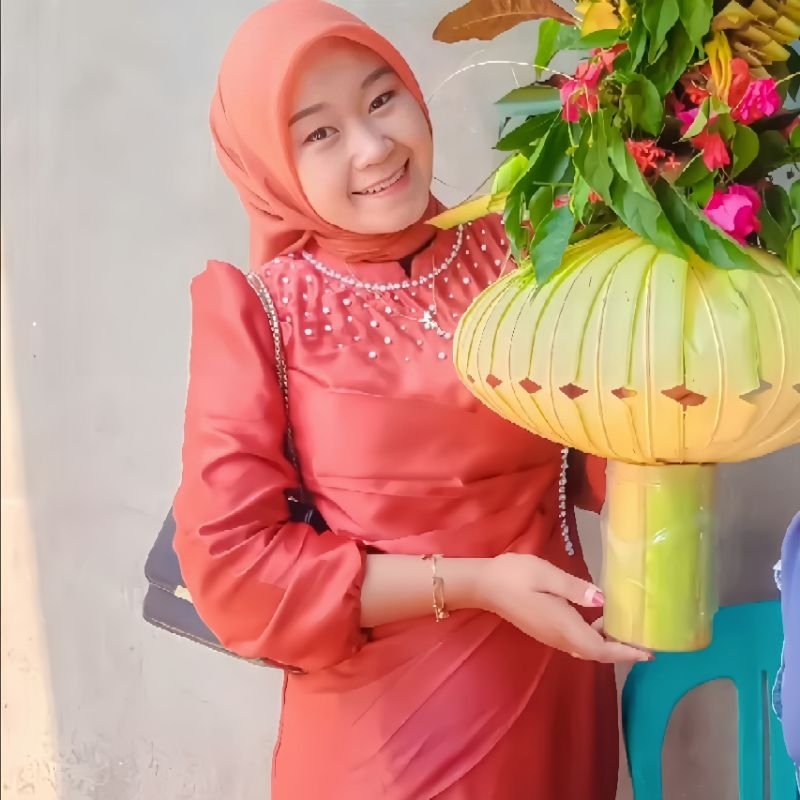 ! ชุดแต่งงาน Vina Viral | เงือกกระโปรงชุดแต่งงาน | ชุดเดรสปาร์ตี้สมัยใหม่ | 'เดรสผ้าซาตินนางเงือก | เดรสไหมพรม พรีเมี่ยม | เดรสเบอร์กันดี (มีเดรสเบอร์กันดีมีผ้ายีนส์) เดรสถักวีน่า // Emily Dress Viral // ชุดแต่งงานไวรัส