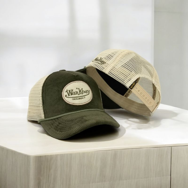หมวก Trucker Corduroy สีเขียวมะกอกระดับพรีเมียม
