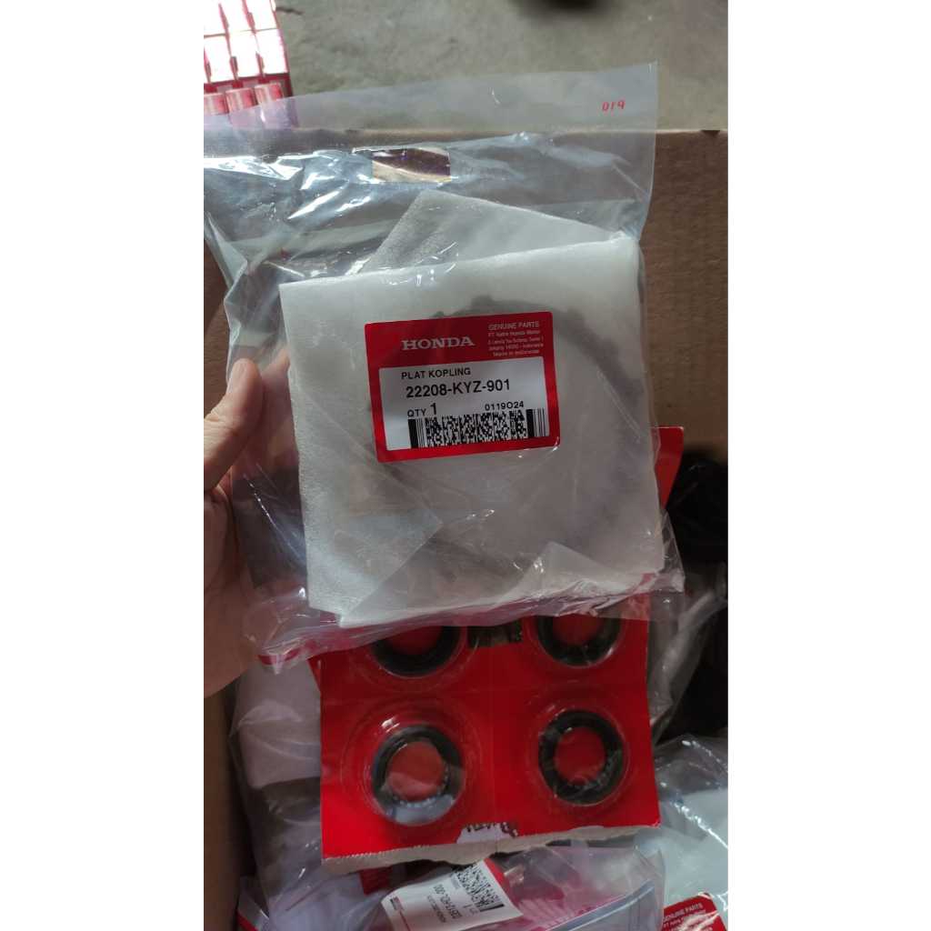 แผ่นคลัช Supra X 125 Helm In & Supra X 125 FI / 22208-KYZ-901 ORIGINAL AM