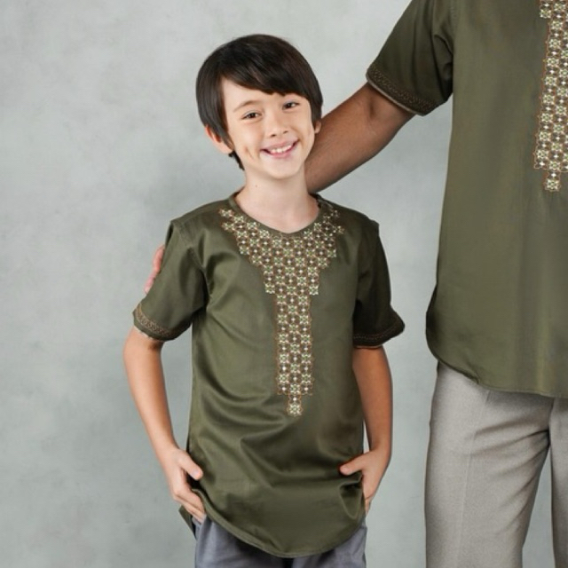 Al-achwan Koko Zayn Olive เสื้อเด็ก
