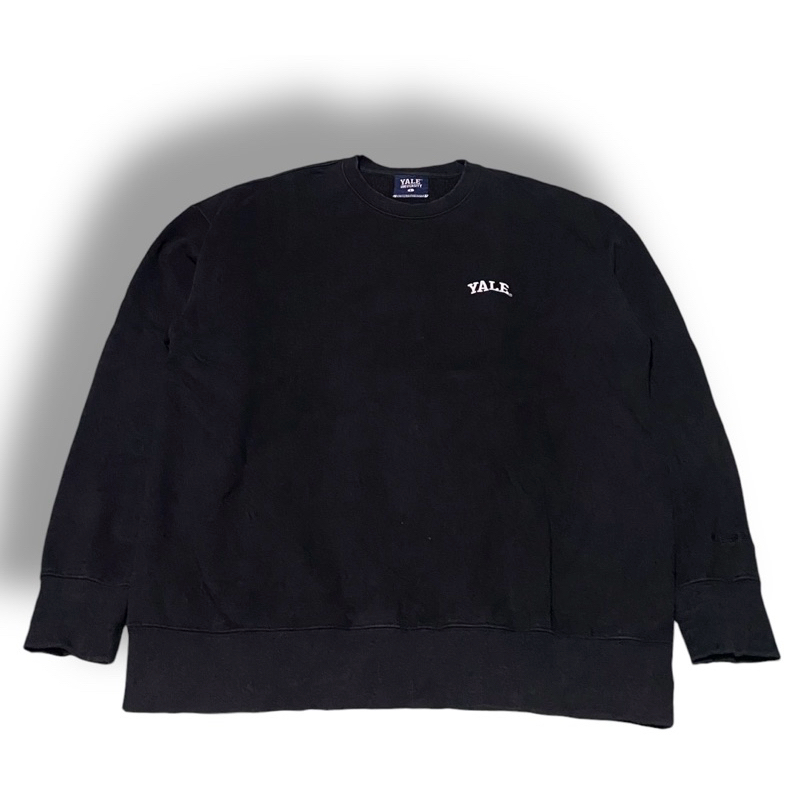 YALE UNIVERSITY Crewneck Campus Simple เย็บปักถักร้อย Preloved