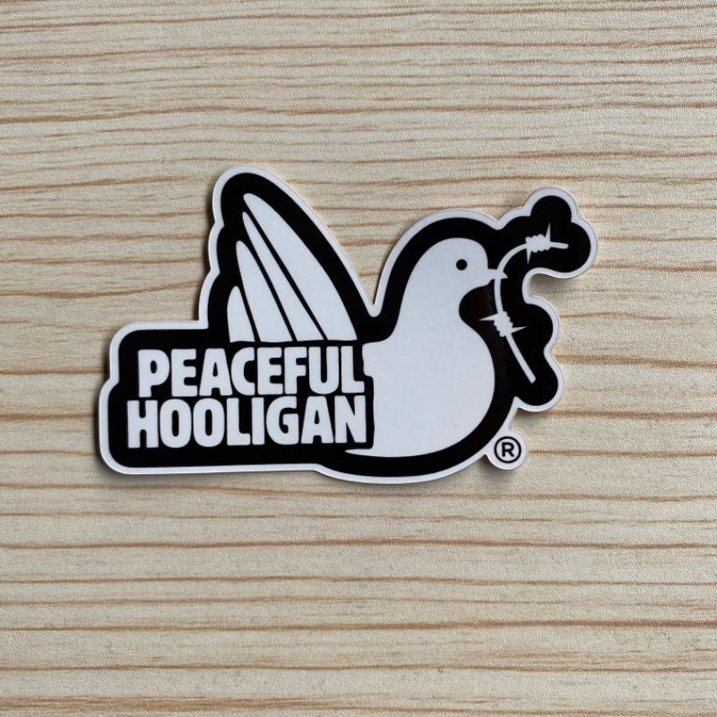 สติ๊กเกอร์ Hooligan Peaceful - สติ๊กเกอร์ฟุตบอลแบบสบาย ๆ Hooligan