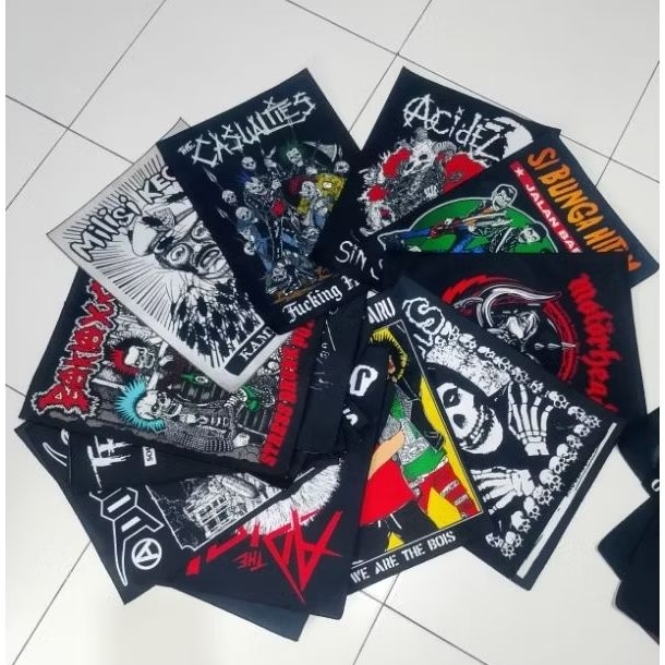 อุปกรณ์เสริมเสื้อผ้า BACKPATCH PUNK BAND EMBLEM ขนาด 30X40 CM