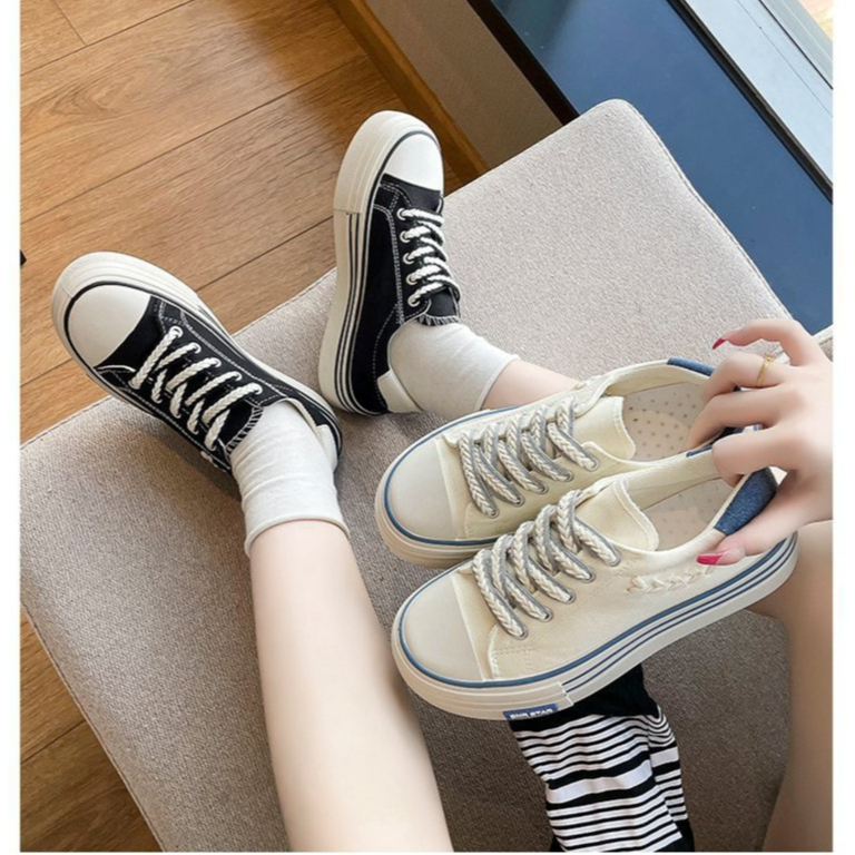 •GUMMY•SP1849 สบายเกาหลีอินเทรนด์กีฬาผู้หญิงผ้าใบลําลองสายรัดรองเท้าผ้าใบพื้นหนารองเท้า