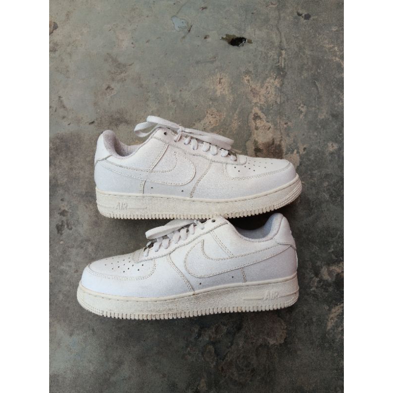 รองเท้า Nike Air Force 1 มือสอง