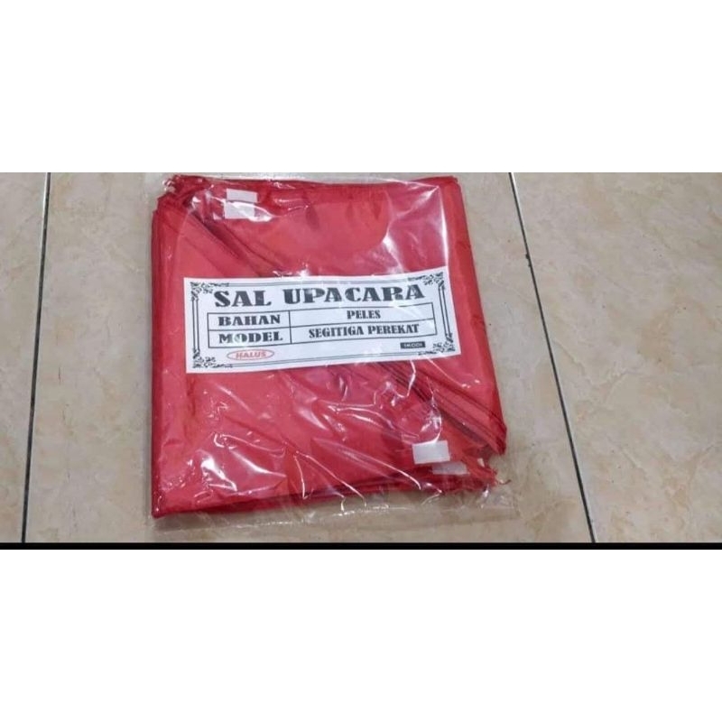 TRIANGLE CEREMONY SCARF