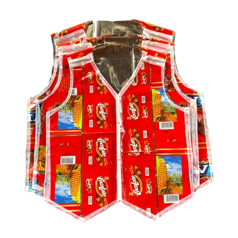 เสื้อกั๊กเครื่องแต่งกาย Karnval จากขนมพลาสติกรีไซเคิล